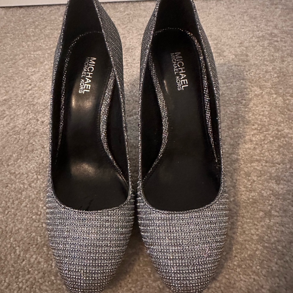 Michael Kors Silver Textured Heels